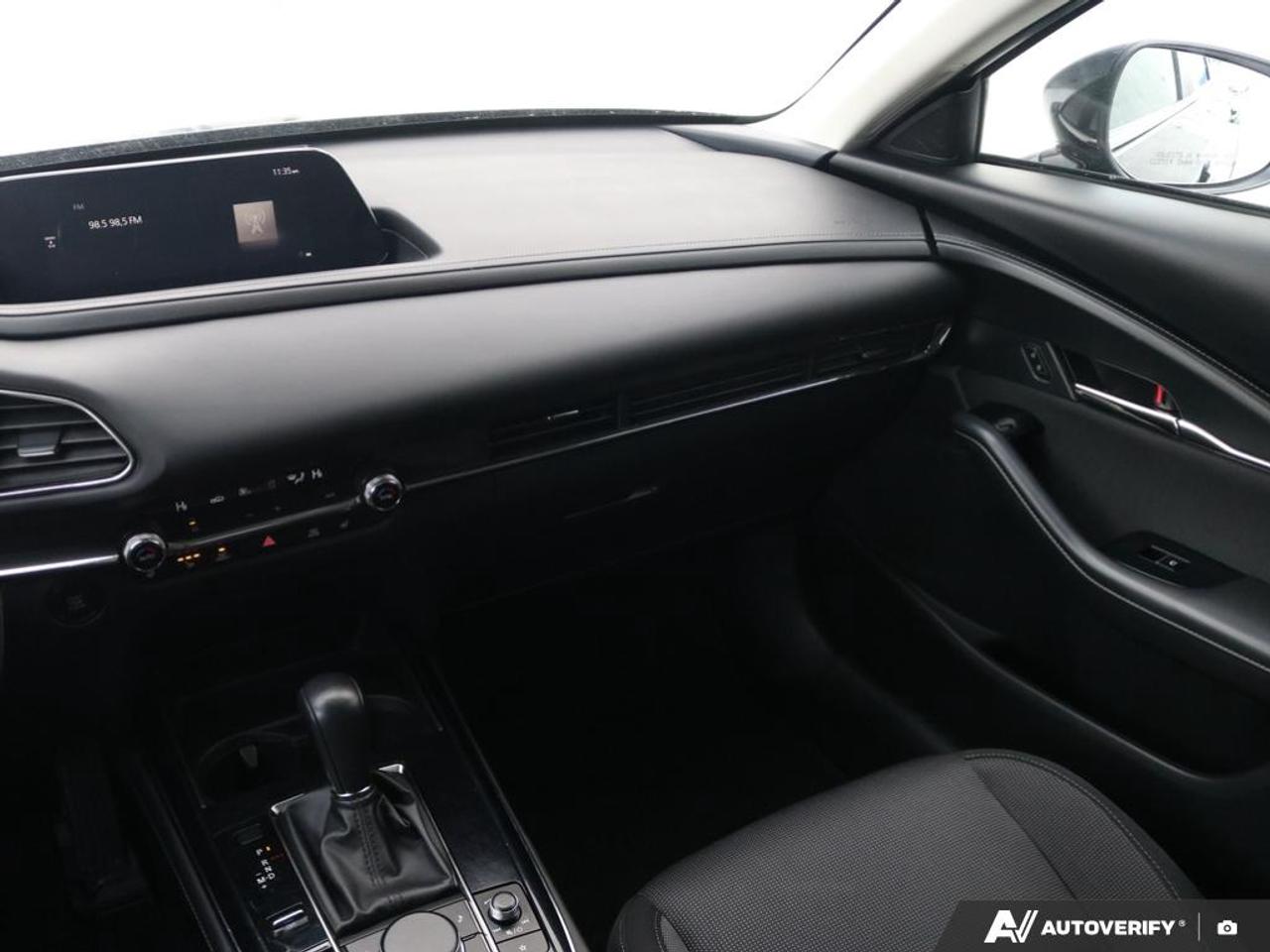 2023 Mazda CX-30 GS Photo