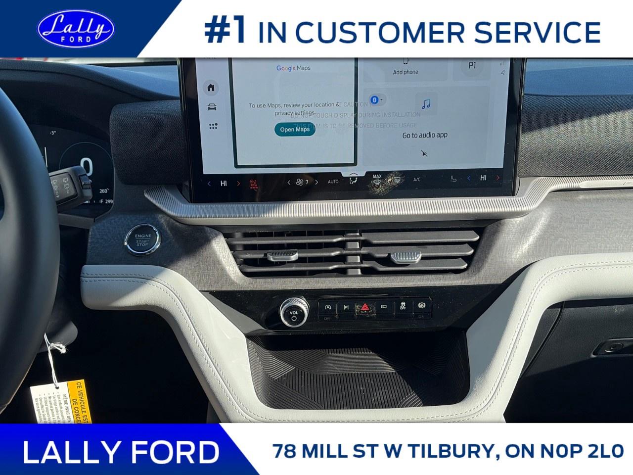 2026 Ford Explorer Platinum 4WD Photo