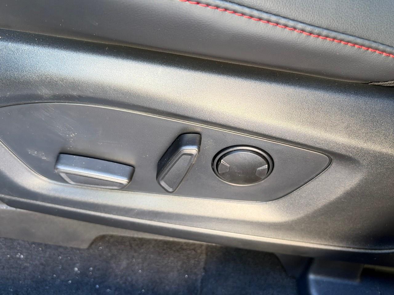 2026 Ford Explorer ST-Line 4WD Photo