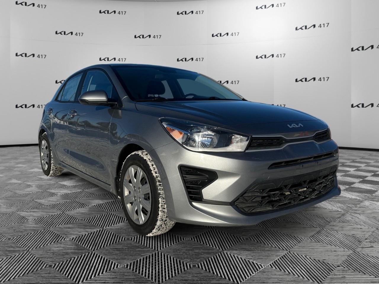 2022 Kia Rio 5-Door LX  Manual Photo