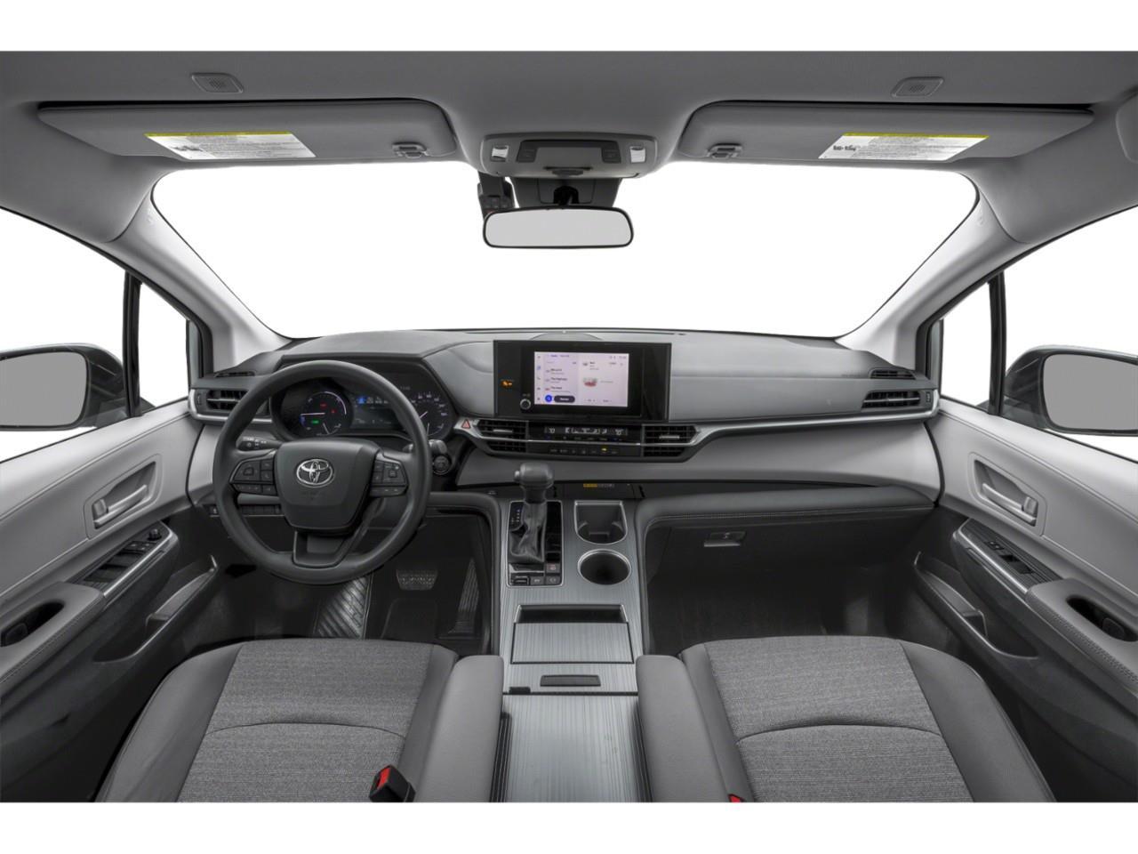 2025 Toyota Sienna LE 8-Passenger Photo