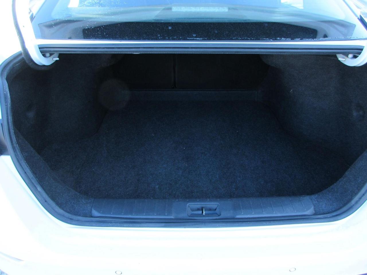 2020 Nissan Sentra  Photo4