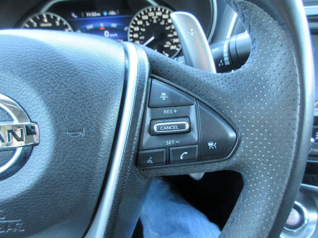 2017 Nissan Maxima 1 Photo