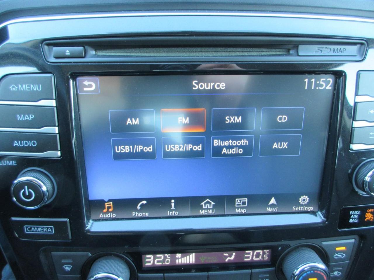 2017 Nissan Maxima 1 Photo