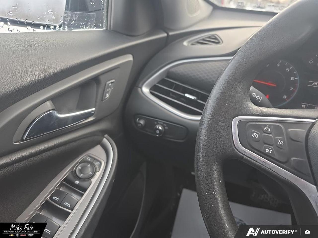 2017 Chevrolet Malibu LS ONE OWNER, Chevrolet MyLink with 7" inch Colour Touch Screen Photo