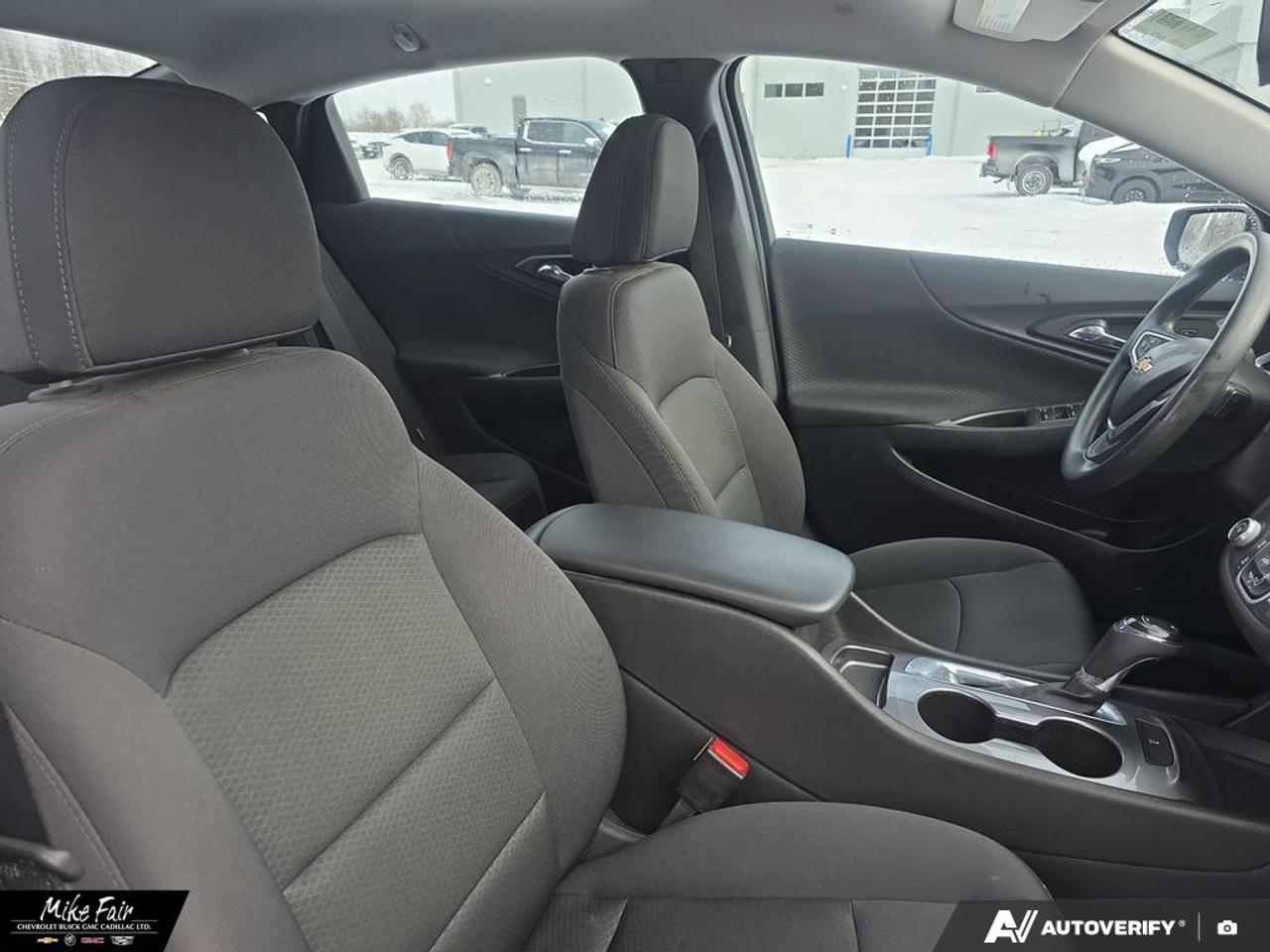 2017 Chevrolet Malibu LS ONE OWNER, Chevrolet MyLink with 7" inch Colour Touch Screen Photo