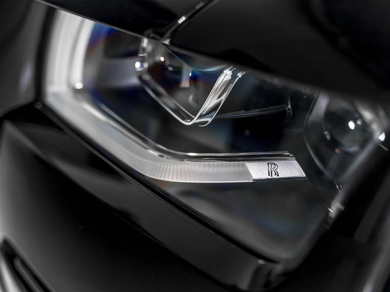 2023 Rolls Royce Ghost BLACK BADGE|V12|BESPOKE|CARBON WHEELS|DRIVER ASSIST Photo