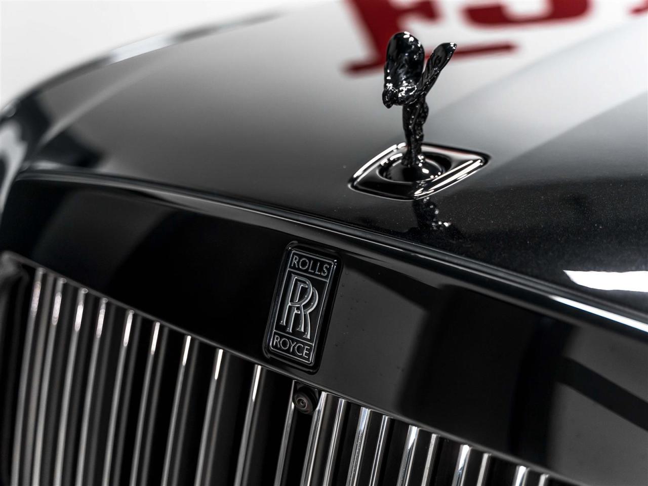 2023 Rolls Royce Ghost BLACK BADGE|V12|BESPOKE|CARBON WHEELS|DRIVER ASSIST Photo