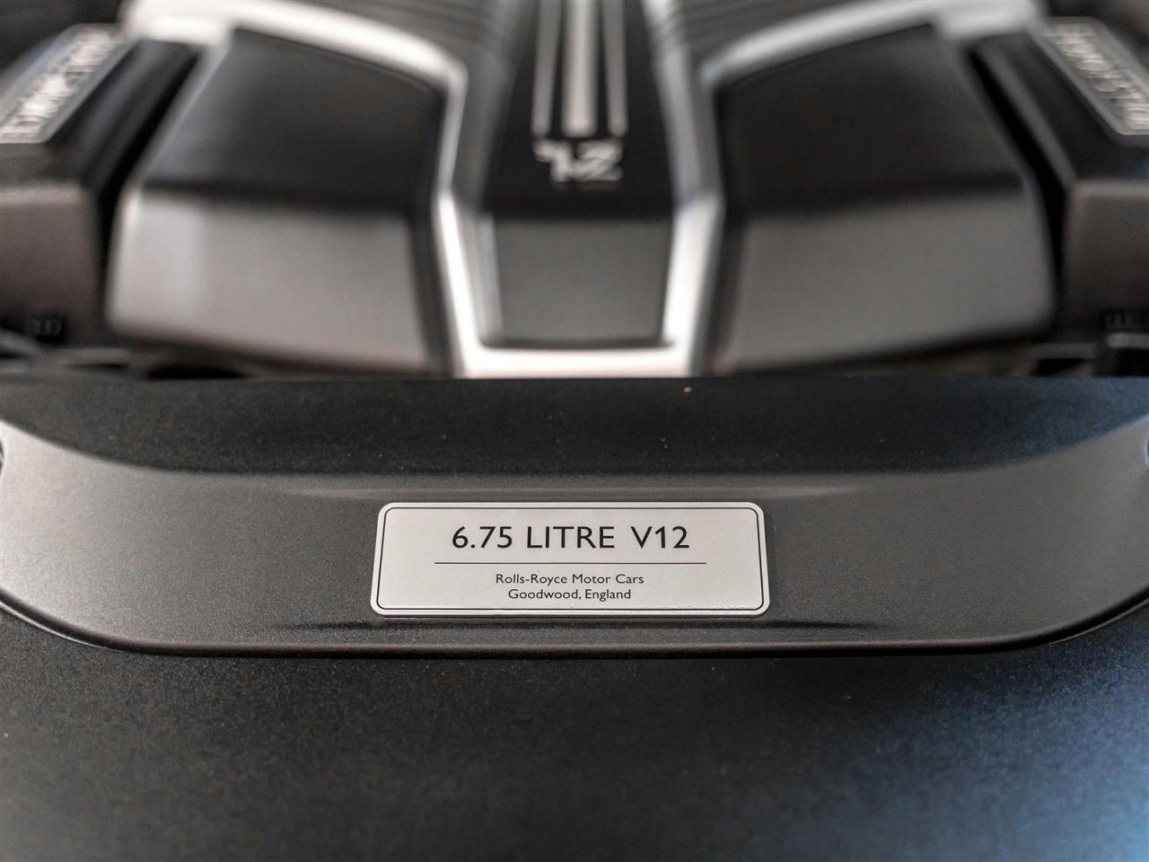 2023 Rolls Royce Ghost BLACK BADGE|V12|BESPOKE|CARBON WHEELS|DRIVER ASSIST Photo