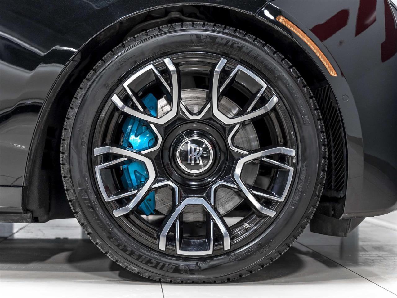 2023 Rolls Royce Ghost BLACK BADGE|V12|BESPOKE|CARBON WHEELS|DRIVER ASSIST Photo