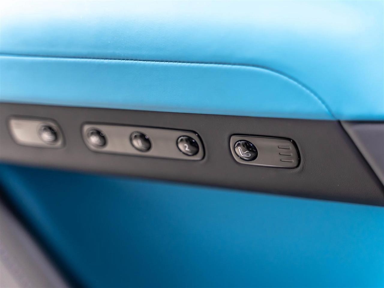 2023 Rolls Royce Ghost BLACK BADGE|V12|BESPOKE|CARBON WHEELS|DRIVER ASSIST Photo