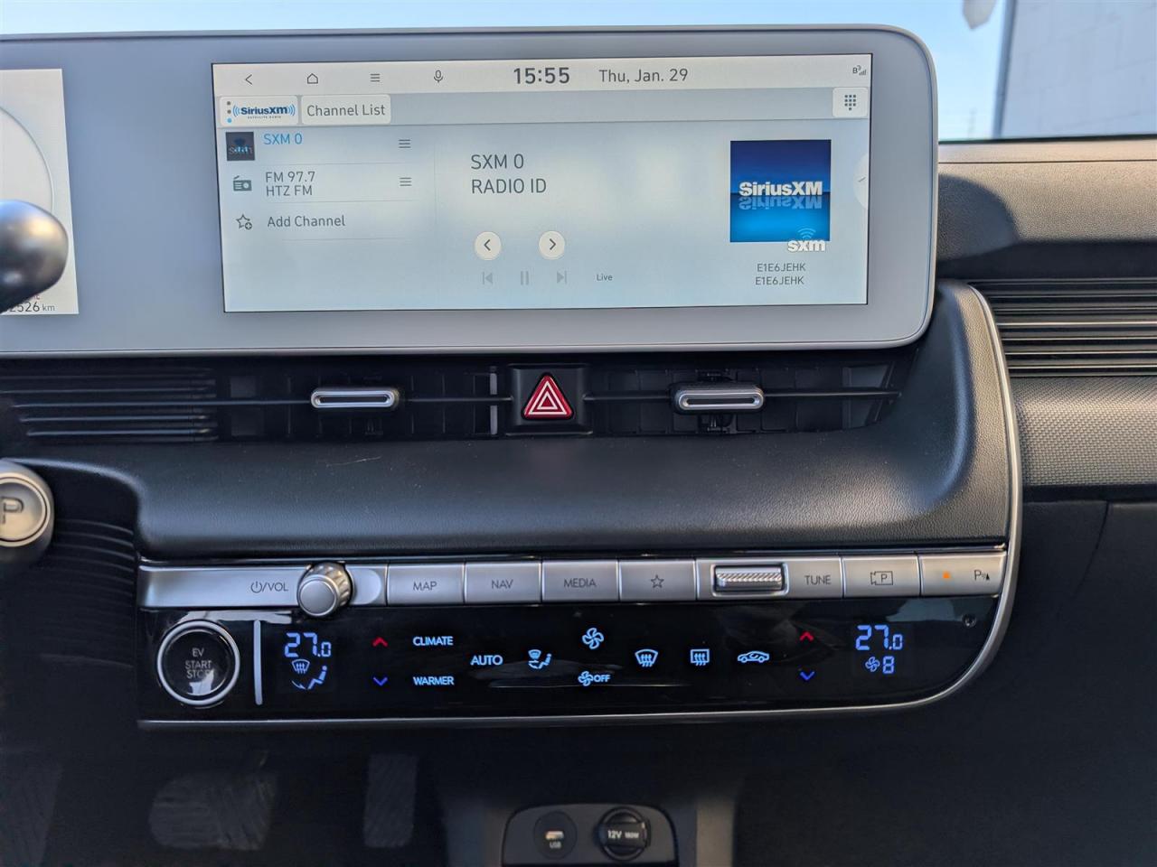 2023 Hyundai IONIQ 5 NAVI - REV CAM - TECH FEATS Photo