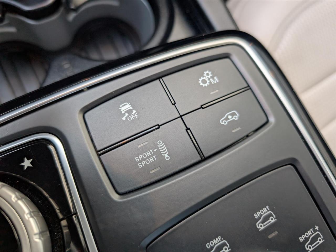 2019 Mercedes-Benz GLE63 AMG S 4MATIC - PANO ROOF - NAVI - 360 CAM  - DISTRONIC Photo