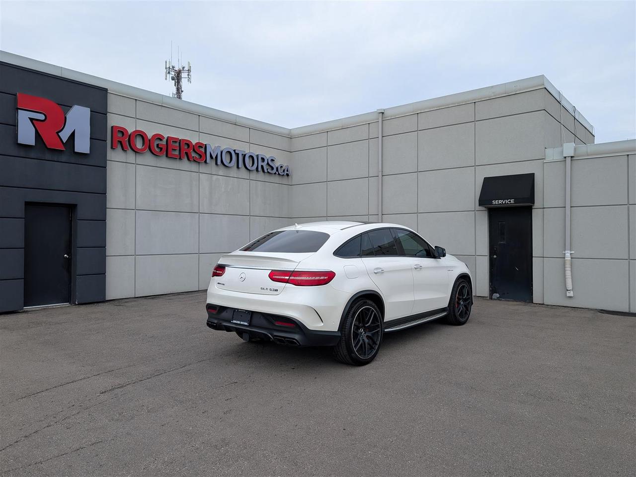 2019 Mercedes-Benz GLE63 AMG S 4MATIC - PANO ROOF - NAVI - 360 CAM  - DISTRONIC Photo4