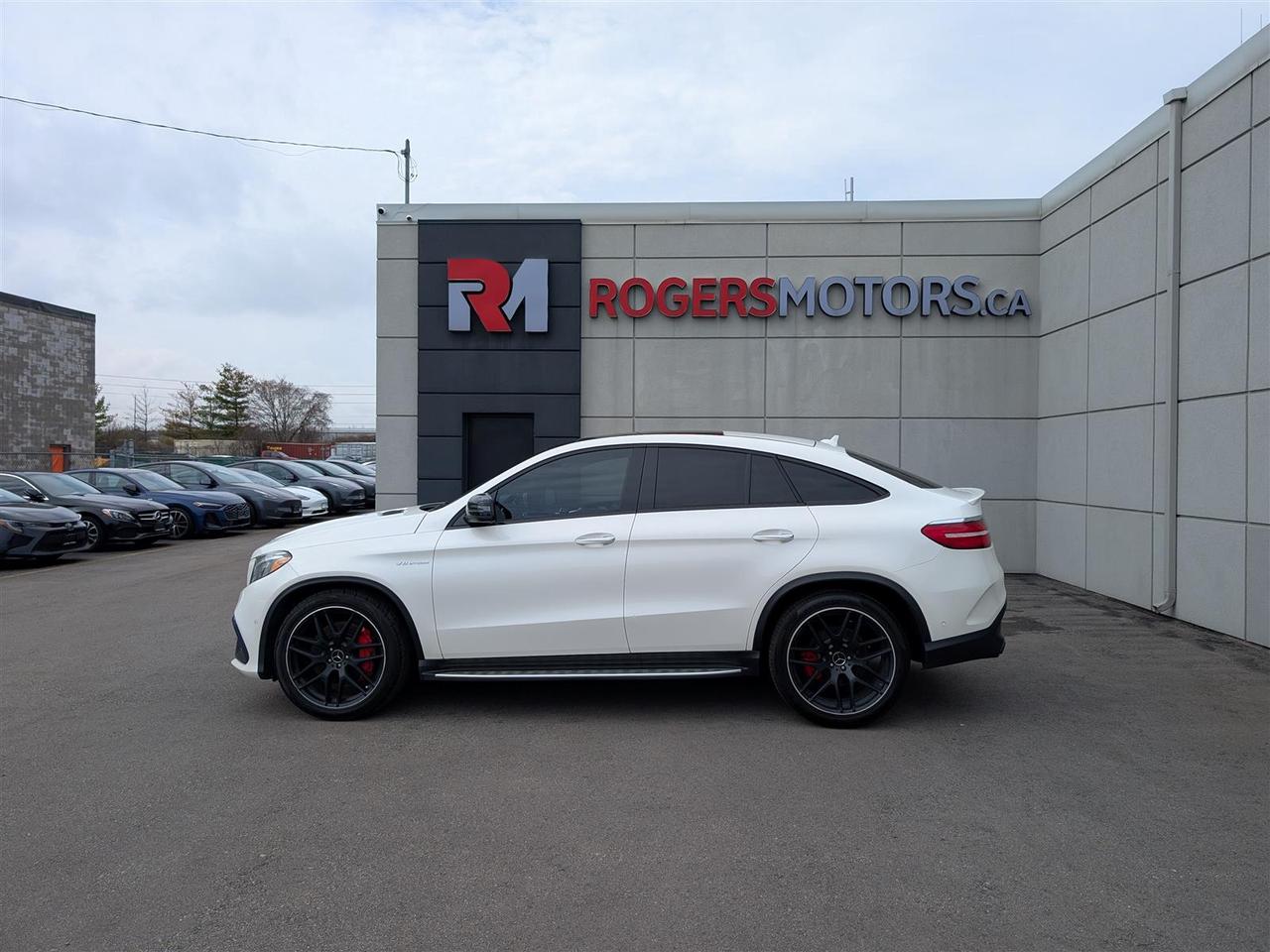 2019 Mercedes-Benz GLE63 AMG S 4MATIC - PANO ROOF - NAVI - 360 CAM  - DISTRONIC Photo