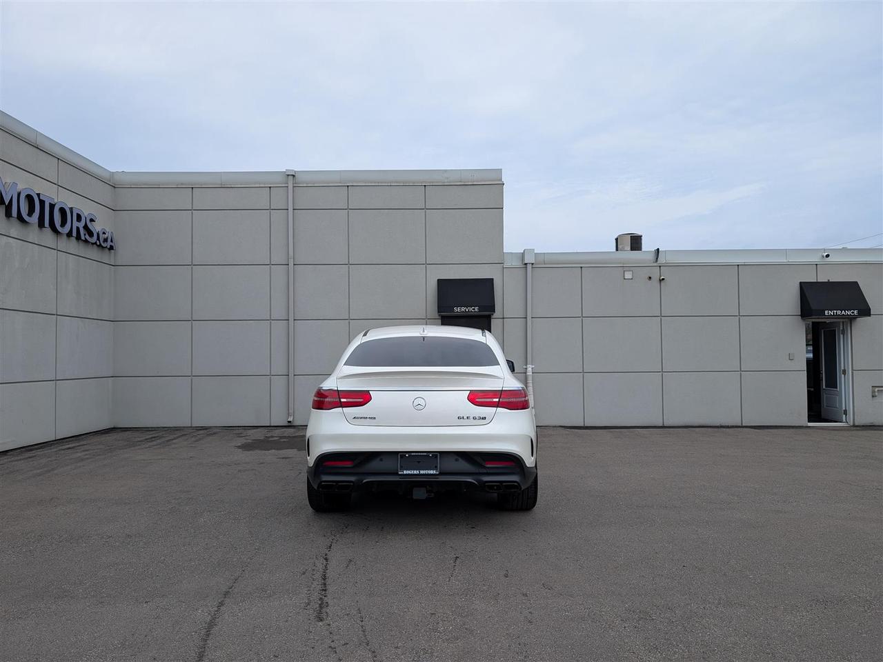 2019 Mercedes-Benz GLE63 AMG S 4MATIC - PANO ROOF - NAVI - 360 CAM  - DISTRONIC Photo3