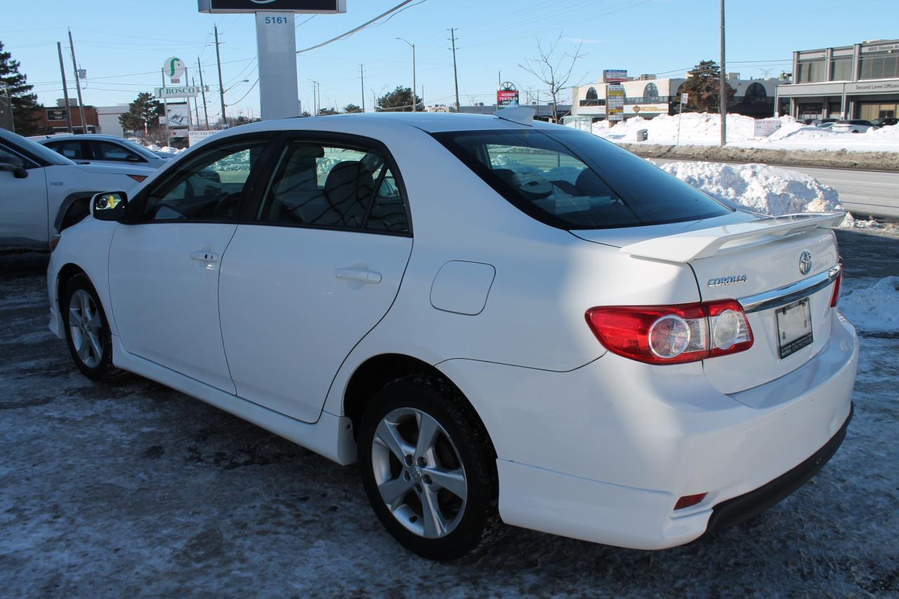 2013 Toyota Corolla S Photo4