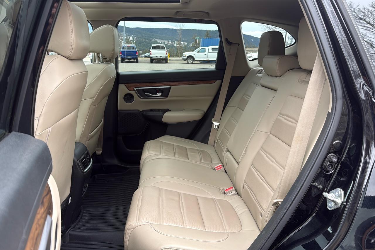 2017 Honda CR-V Touring Photo