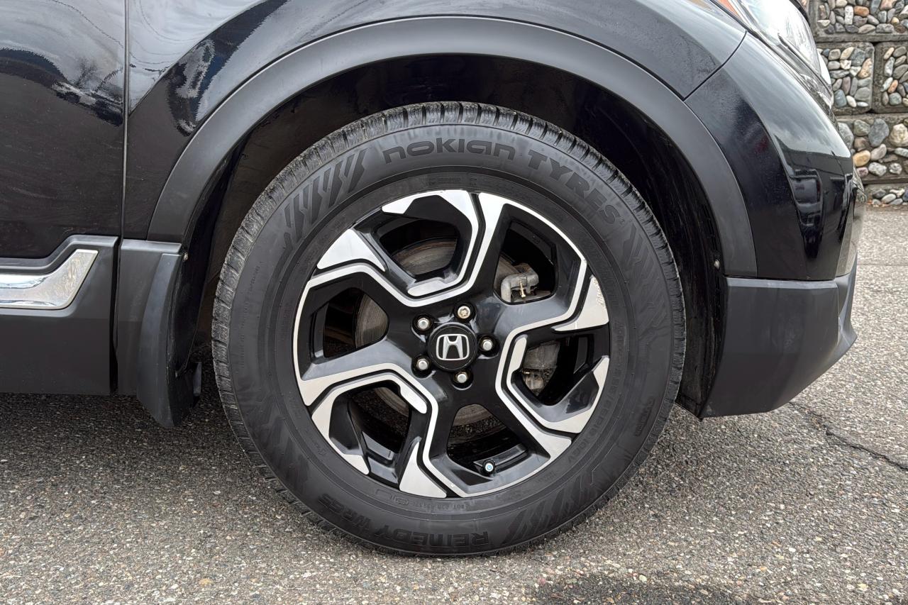 2017 Honda CR-V Touring Photo