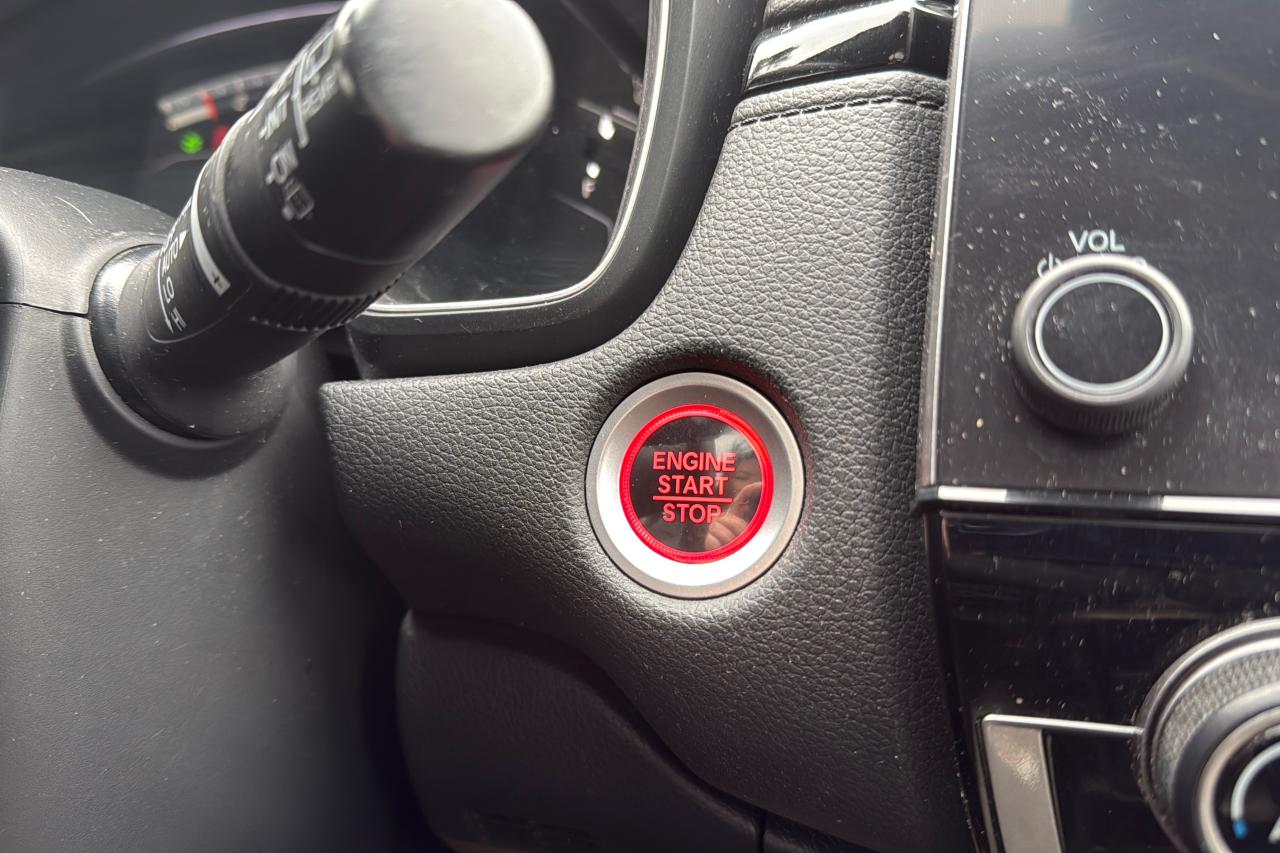 2017 Honda CR-V Touring Photo