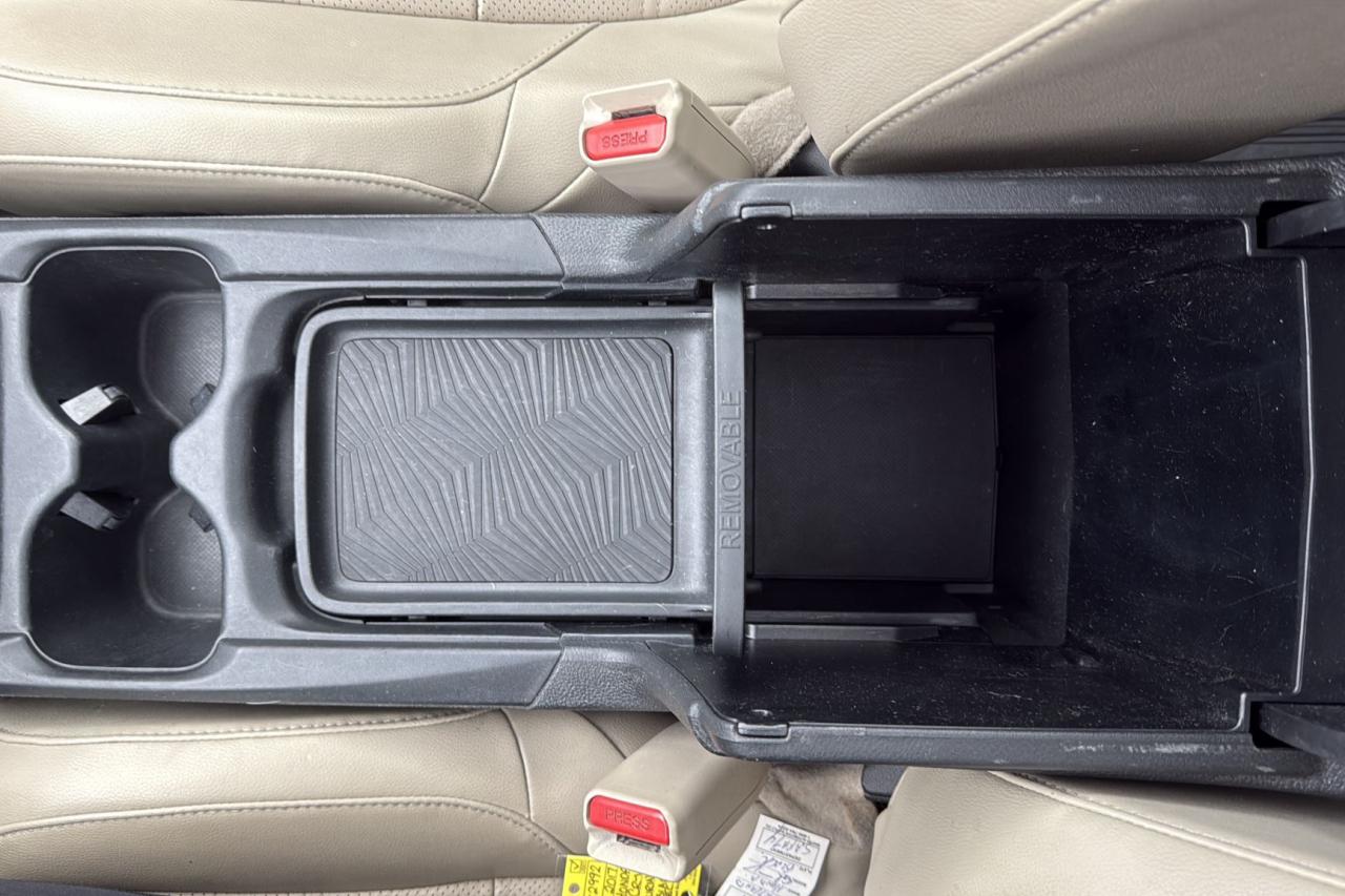 2017 Honda CR-V Touring Photo