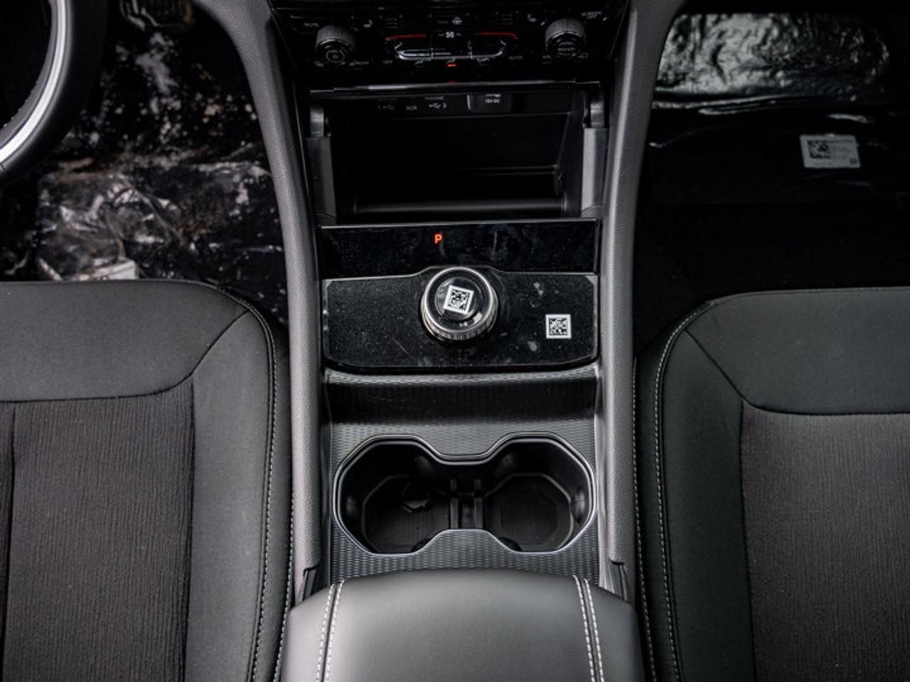 2026 Jeep Grand Cherokee Laredo Photo
