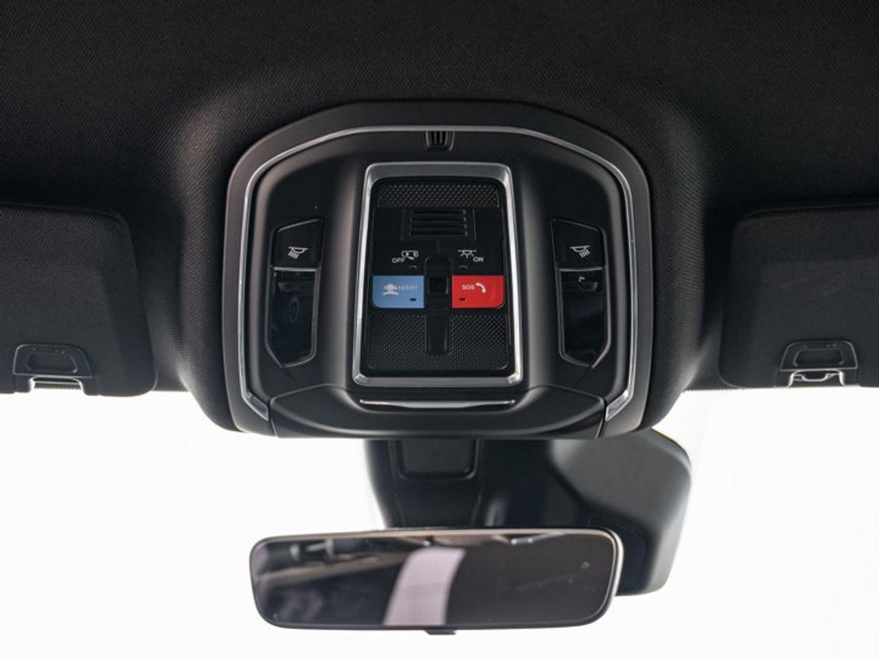 2026 Jeep Grand Cherokee Laredo Photo
