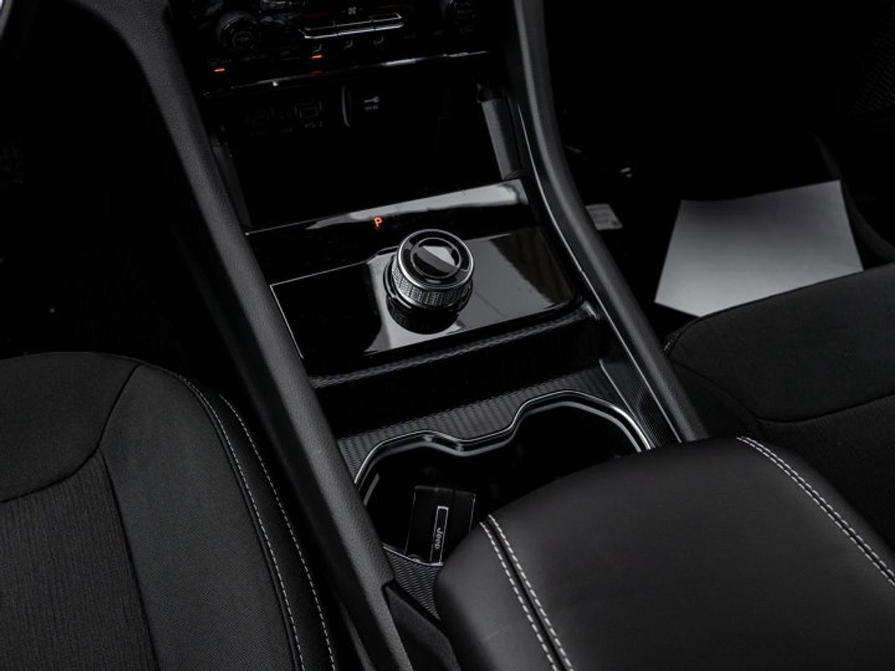 2026 Jeep Grand Cherokee Laredo Photo