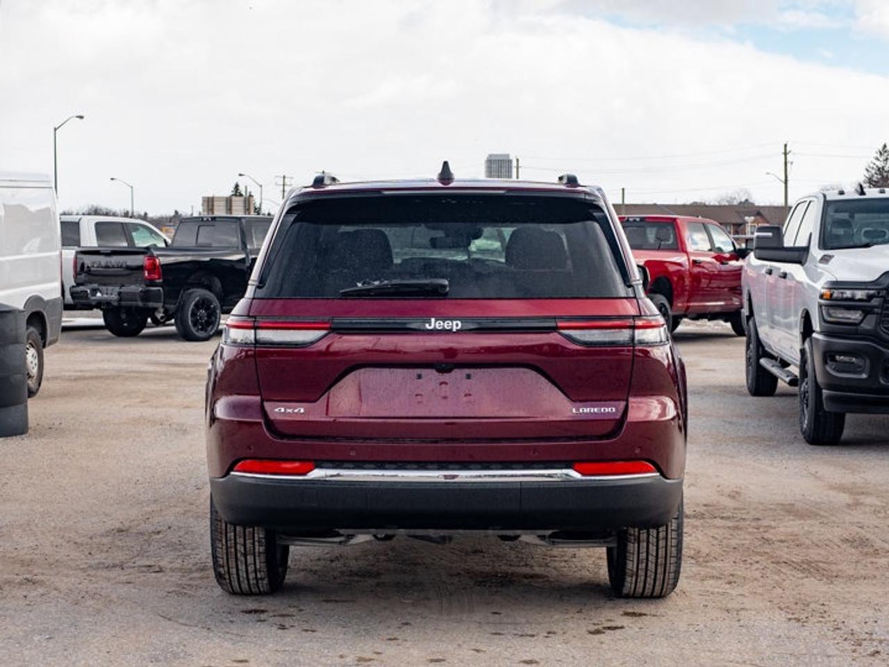 2026 Jeep Grand Cherokee Laredo X Photo