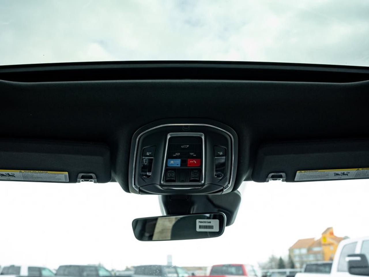 2026 Jeep Grand Cherokee Laredo X Photo