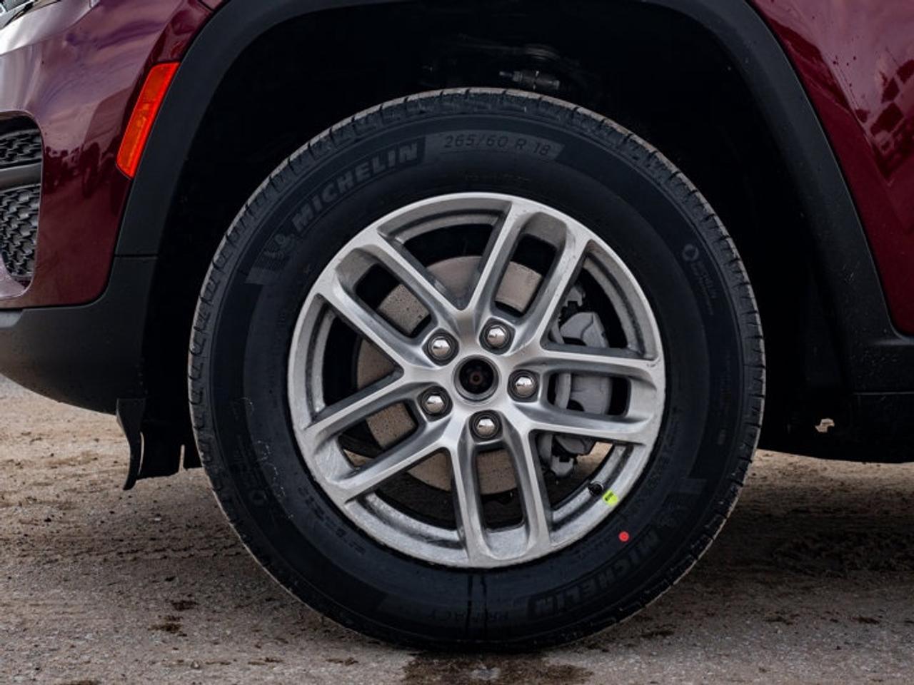 2026 Jeep Grand Cherokee Laredo X Photo