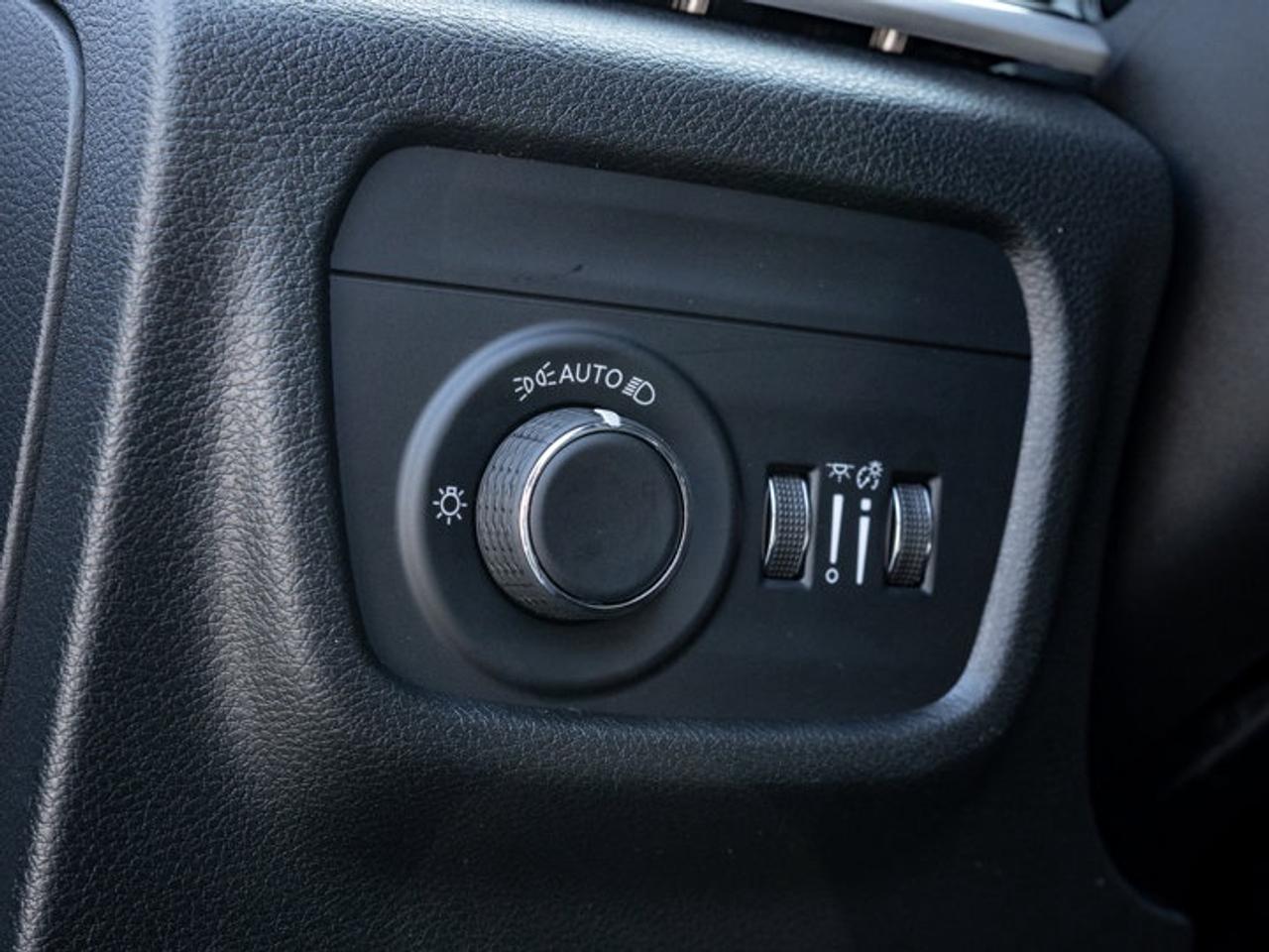 2026 Jeep Grand Cherokee Laredo X Photo