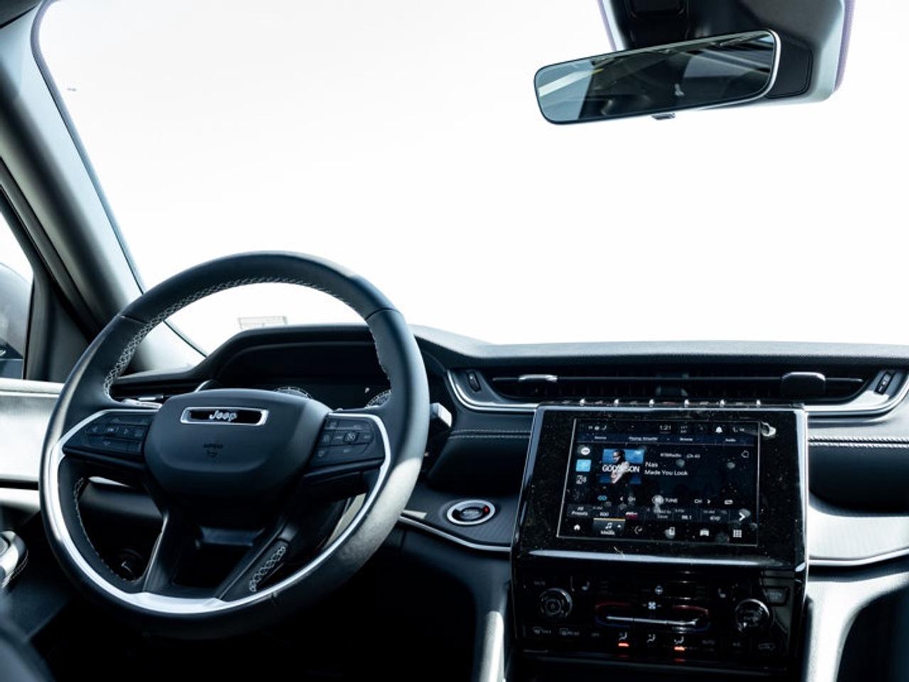 2026 Jeep Grand Cherokee Laredo X Photo