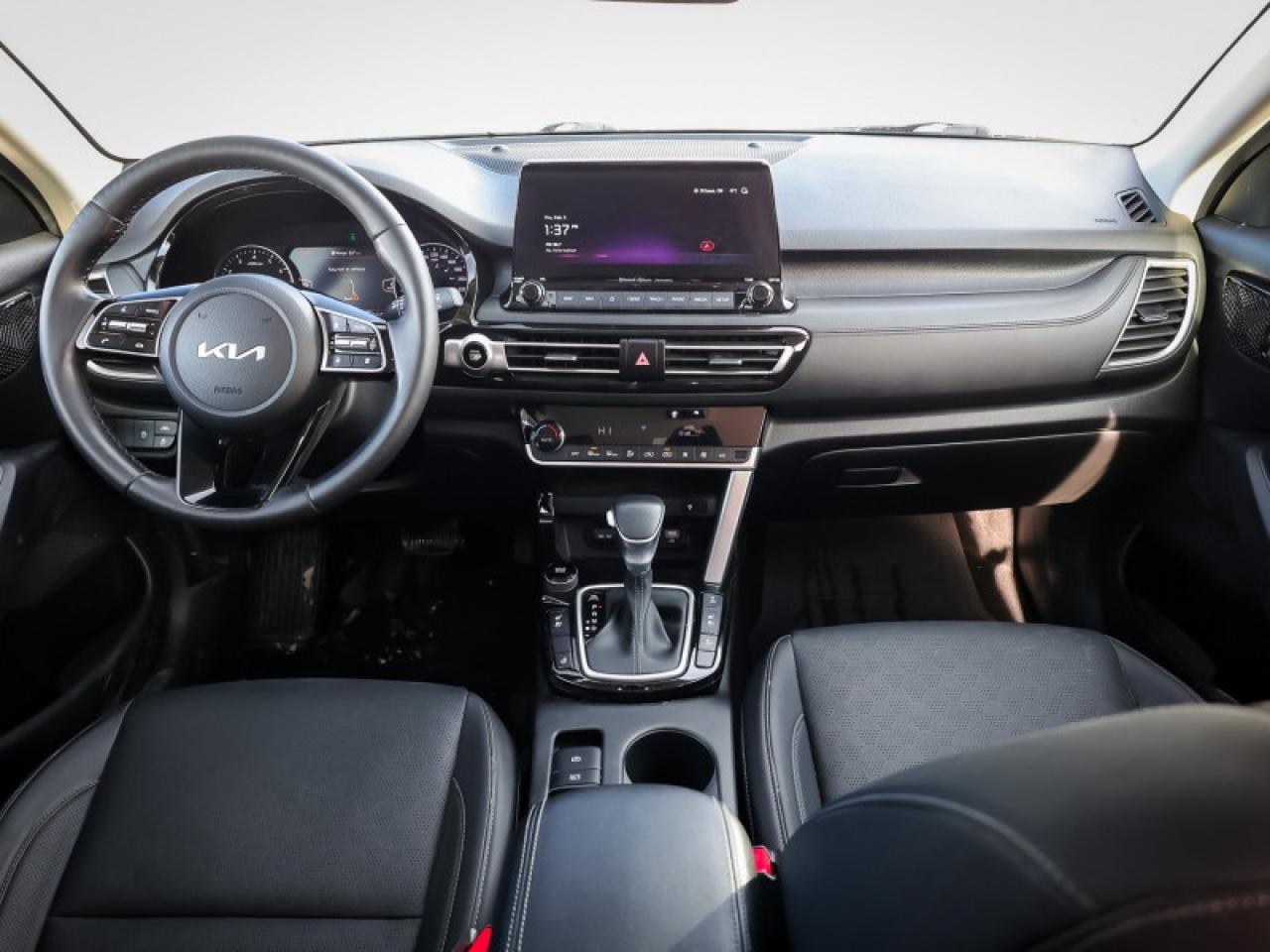 2023 Kia Seltos EX  - Sunroof -  Leather Seats Photo