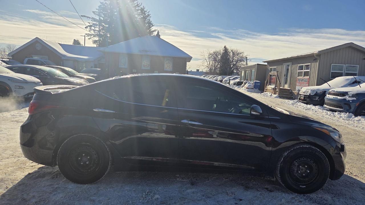 2015 Hyundai Elantra Limited, NO ACCIDENTS, WELL SERVICED, CERTIFIED Photo