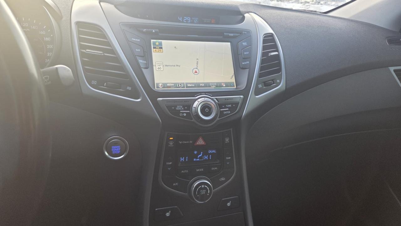 2015 Hyundai Elantra Limited, NO ACCIDENTS, WELL SERVICED, CERTIFIED Photo