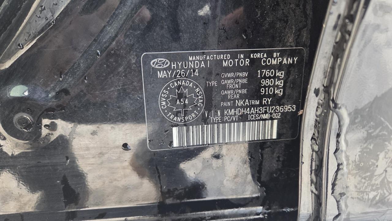 2015 Hyundai Elantra Limited, NO ACCIDENTS, WELL SERVICED, CERTIFIED Photo