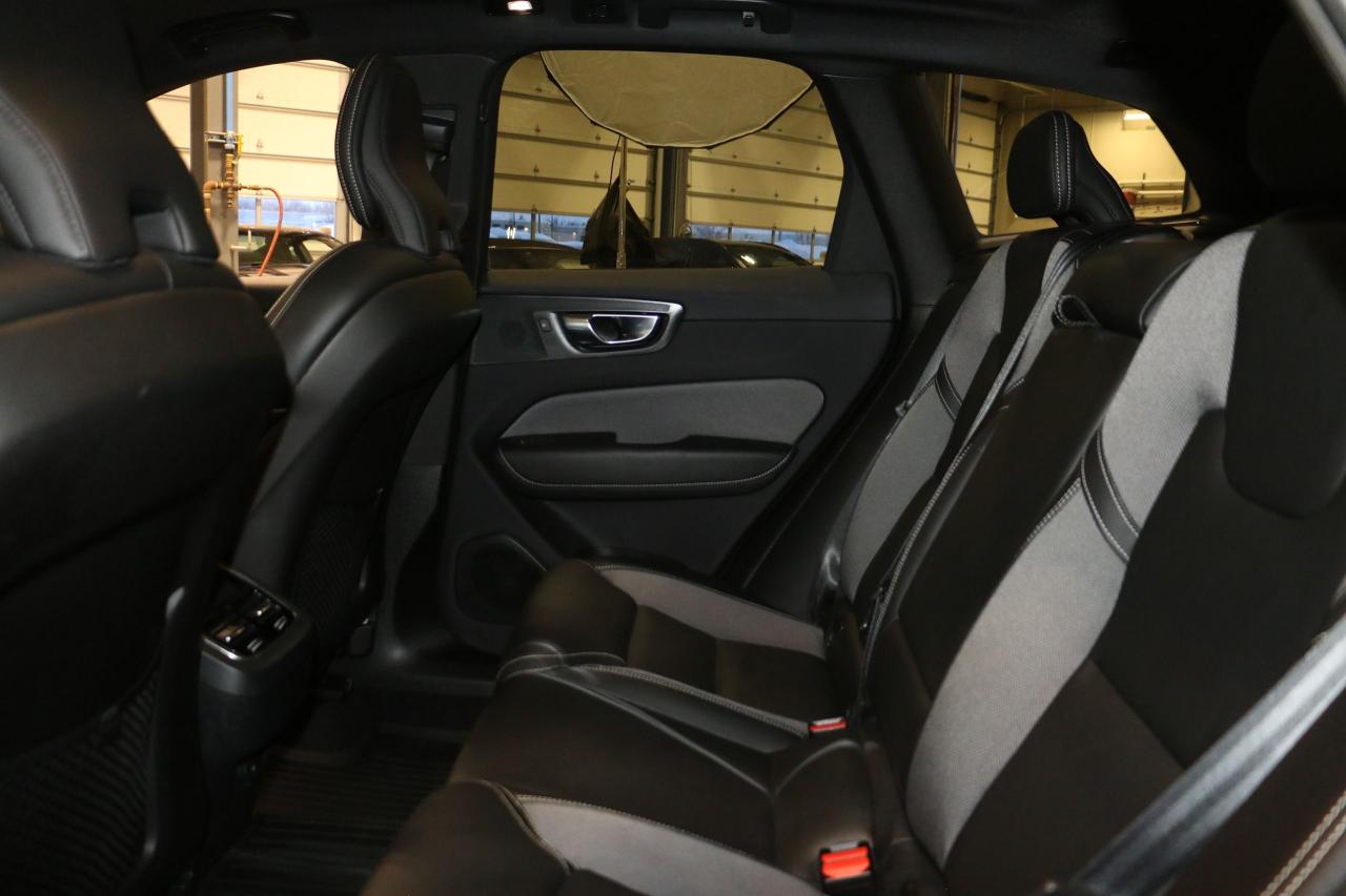 2022 Volvo XC60 AWD R-Design - NAVI|PANO|CAMERA|BLINDSPOT|2xRIMS Photo