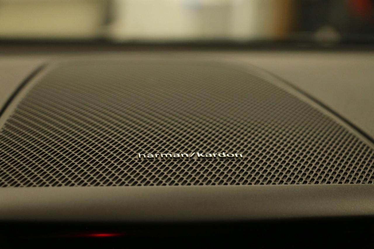 2022 Volvo XC60 AWD R-Design - NAVI|PANO|CAMERA|BLINDSPOT|2xRIMS Photo