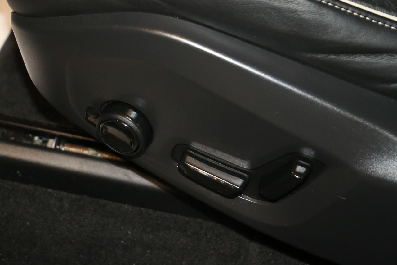 2022 Volvo XC60 AWD R-Design - NAVI|PANO|CAMERA|BLINDSPOT|2xRIMS Photo