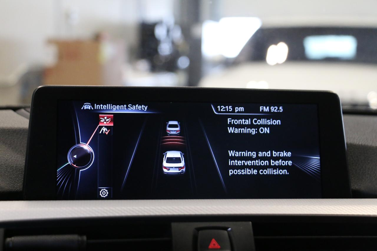 2014 BMW 4 Series 435i xDrive - M.PERFORMANCE|SUNROOF|NAVI|CAMERA Photo