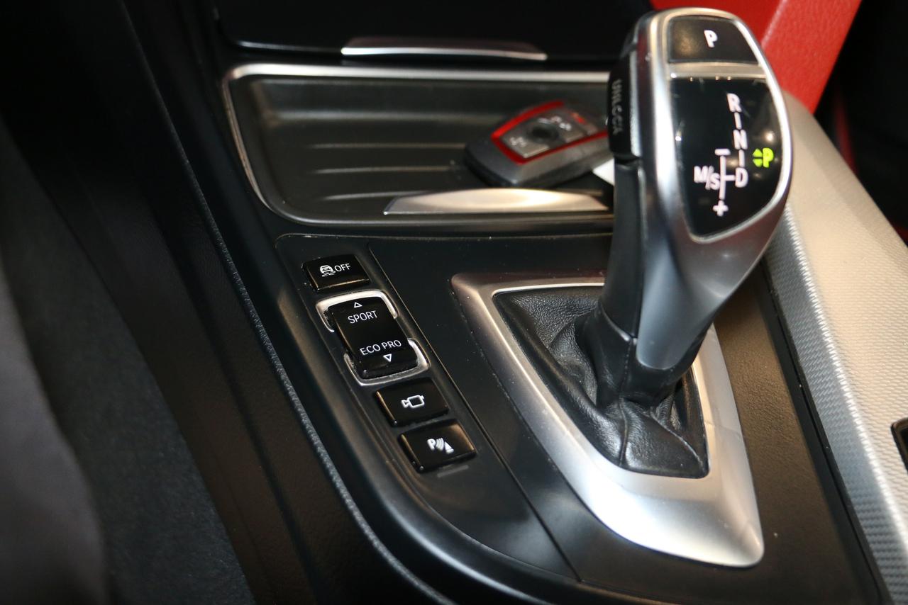 2014 BMW 4 Series 435i xDrive - M.PERFORMANCE|SUNROOF|NAVI|CAMERA Photo