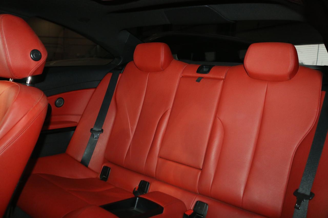 2014 BMW 4 Series 435i xDrive - M.PERFORMANCE|SUNROOF|NAVI|CAMERA Photo