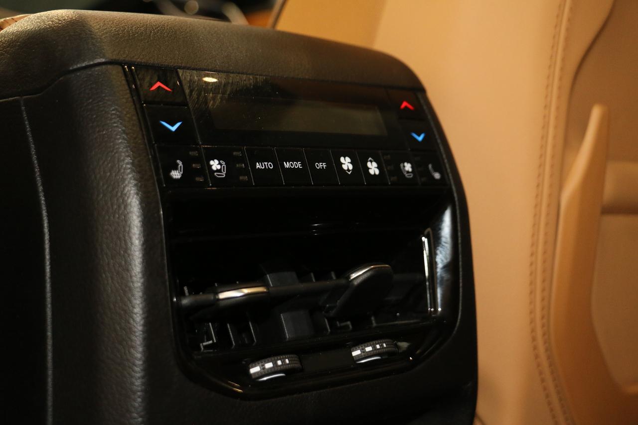 2022 Jeep Grand Cherokee SUMMIT 4X4 5.7L HEMI - NIGHTVISION|MASSAGE|NAVI Photo