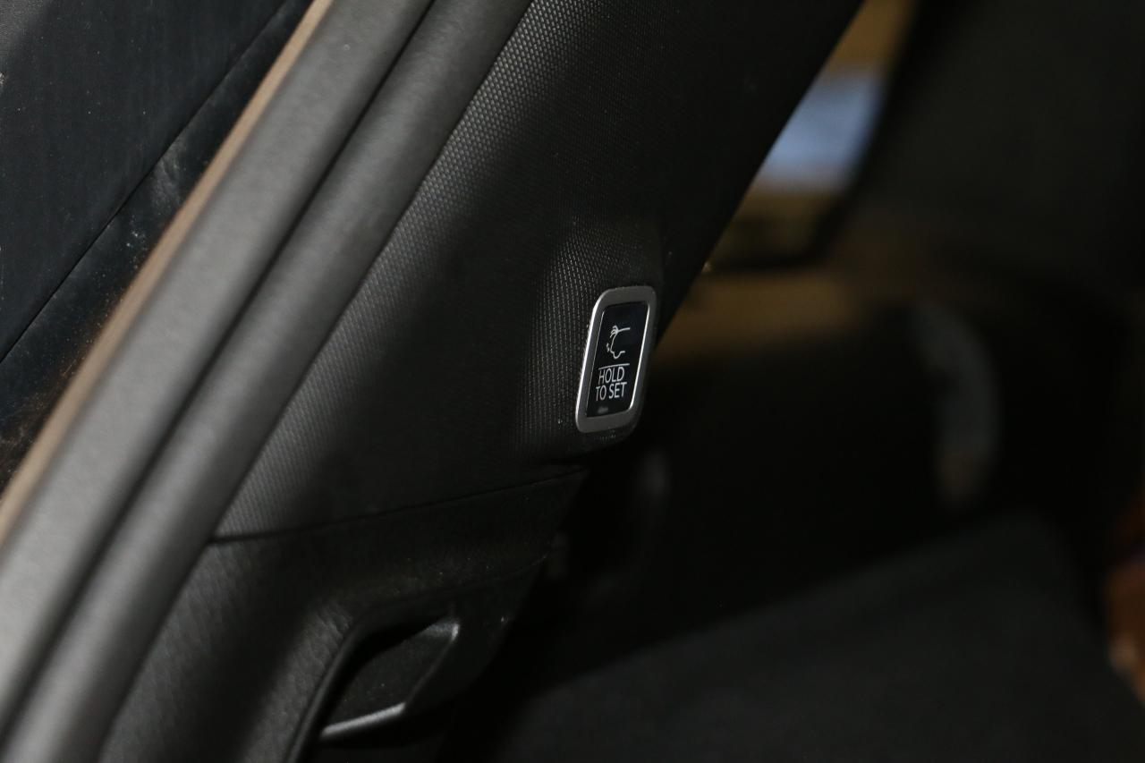 2022 Jeep Grand Cherokee SUMMIT 4X4 5.7L HEMI - NIGHTVISION|MASSAGE|NAVI Photo