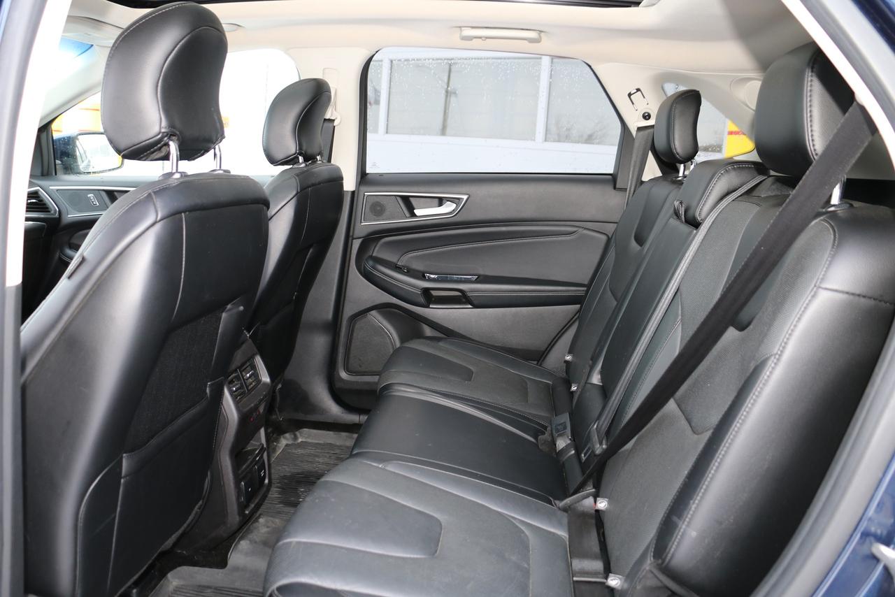 2017 Ford Edge Titanium AWD - PANO|NAVI|CAMERA|BLINDSPOT Photo