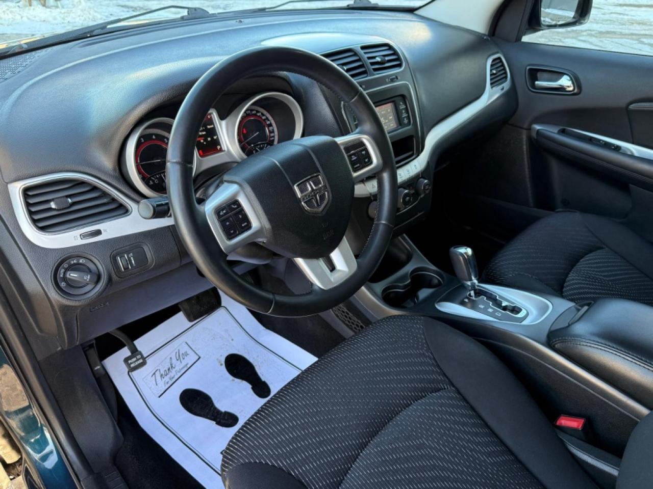 2015 Dodge Journey SXT/ 7 SEATS/ PUSH START/ 3 KEYS/ SERVICE RECS - Photo #10