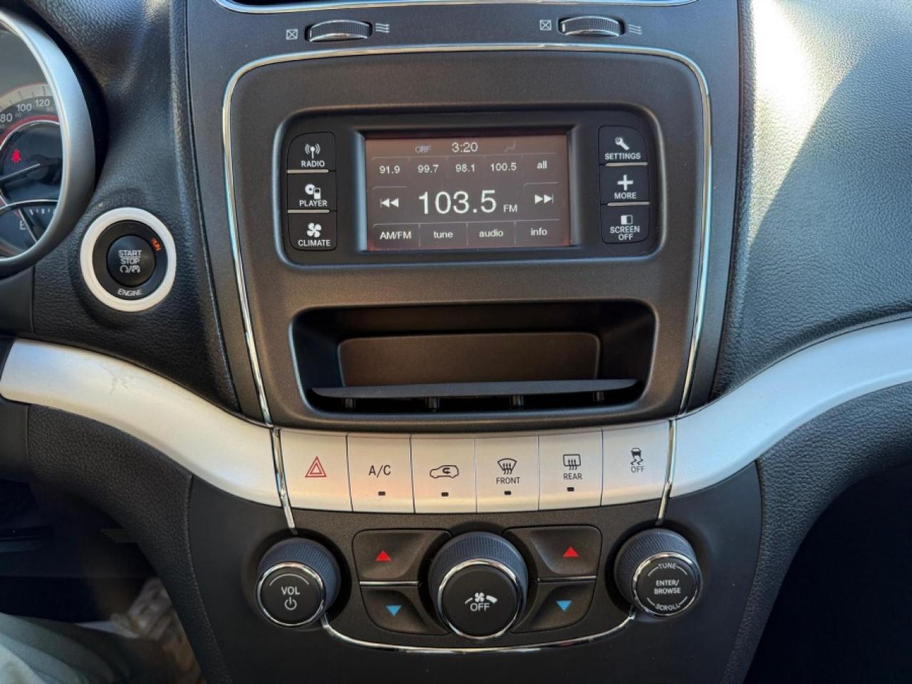 2015 Dodge Journey SXT/ 7 SEATS/ PUSH START/ 3 KEYS/ SERVICE RECS - Photo #13