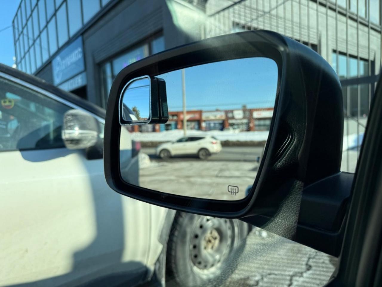 2015 Dodge Journey SXT/ 7 SEATS/ PUSH START/ 3 KEYS/ SERVICE RECS - Photo #16