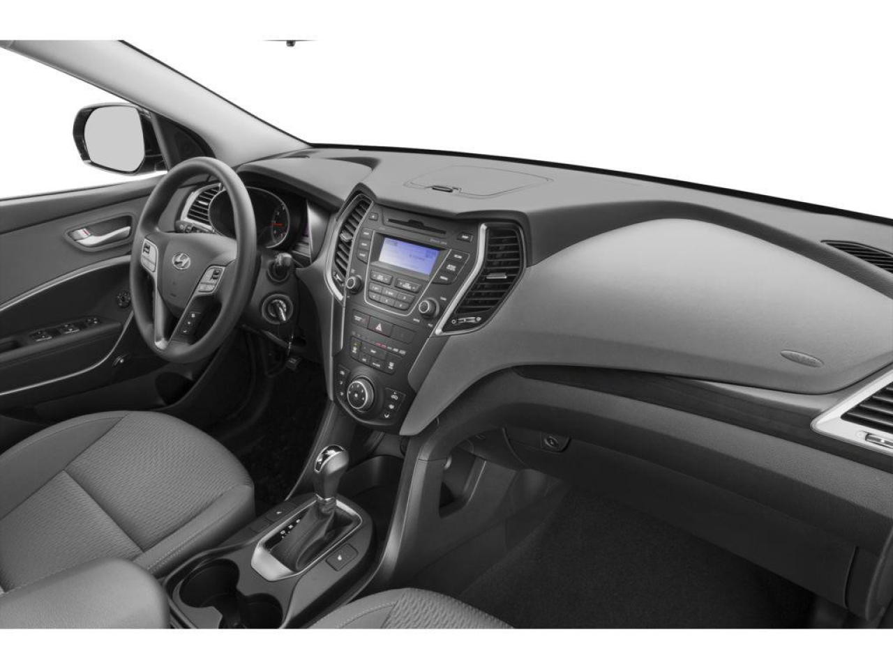 2016 Hyundai Santa Fe XL Luxury Photo